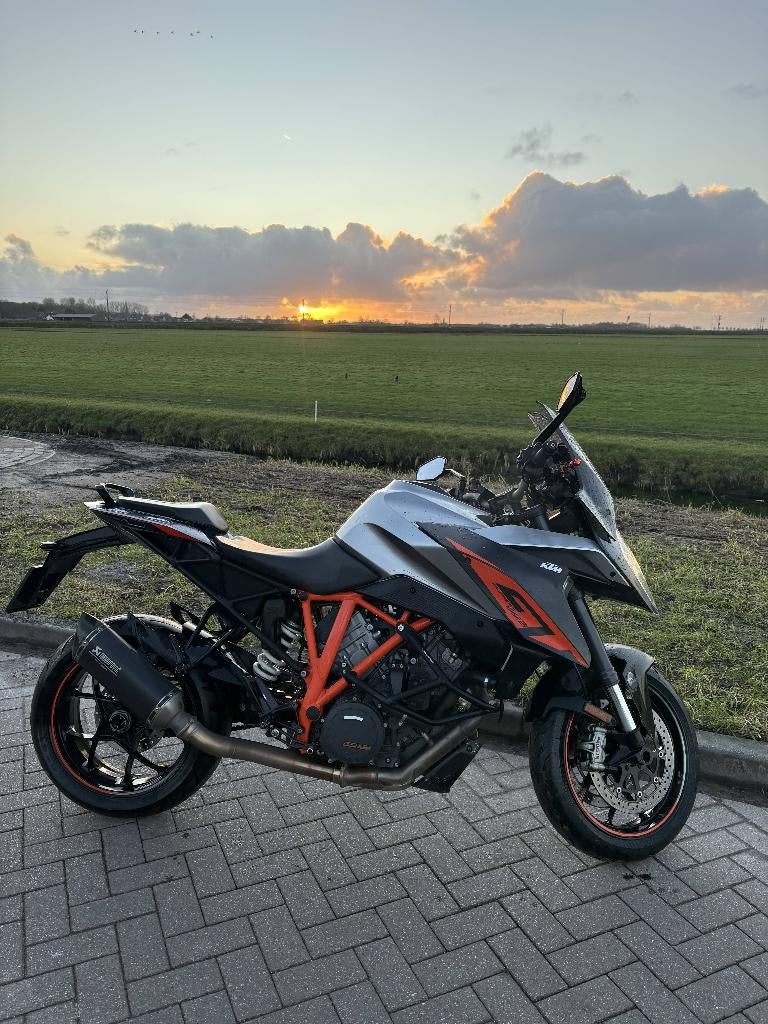 KTM superduke 1290 GT 2016 (NIET RIJDEND), 2 cilinders, Motorrijbewijs A, Bedrijf, Meer dan 35 kW
