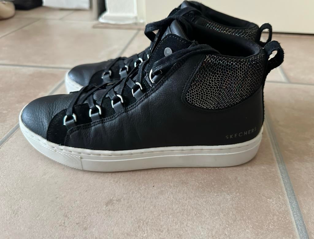 Skechers leren sneakers  zwart maat 38, Kleding | Dames, Schoenen, Zwart, Ophalen of Verzenden, Sneakers of Gympen, Zo goed als nieuw