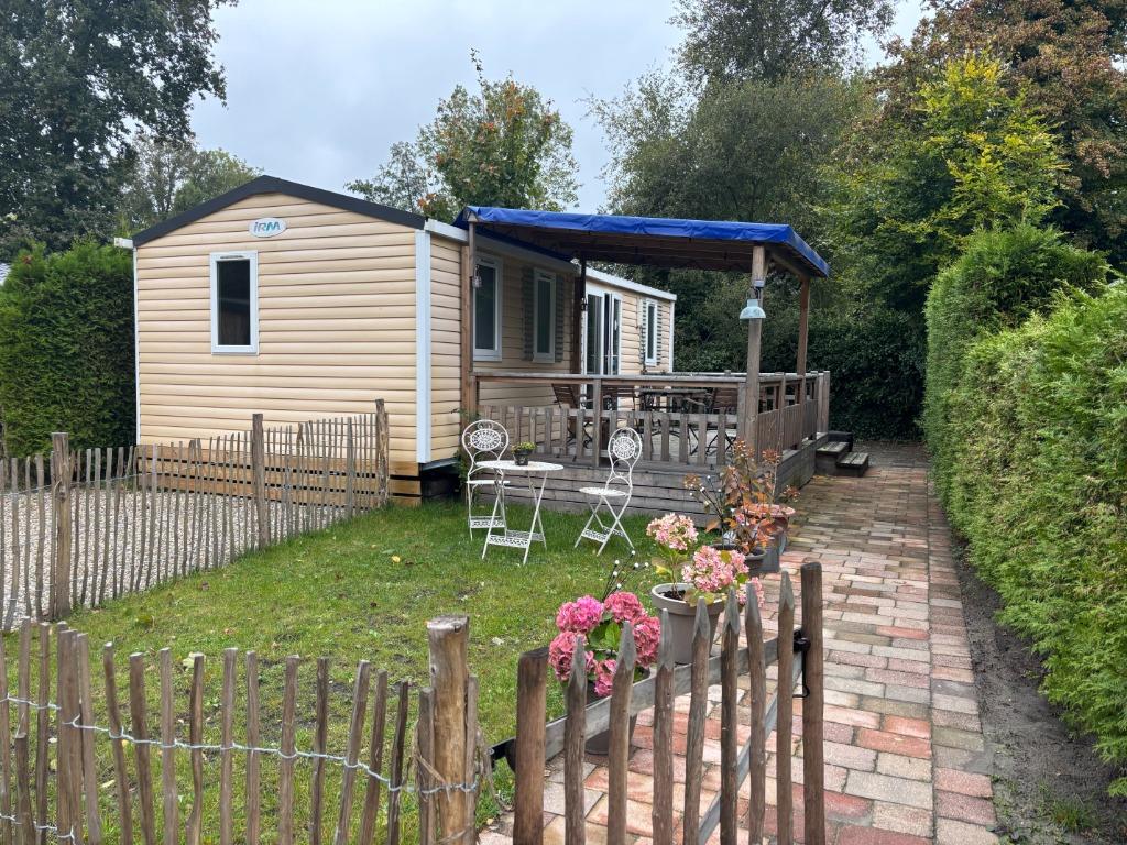 Stacaravan 435 incl veranda - Friesland camping Bergumermeer, Tot en met 4