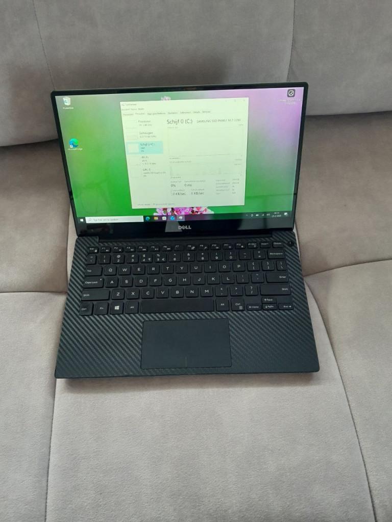 dell xps p54g, 2 tot 3 Ghz, Qwerty, 8 GB, 13 inch