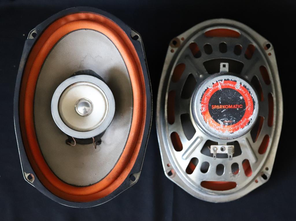 Sparkomatic Speakers., Auto diversen, Ophalen of Verzenden, Gebruikt