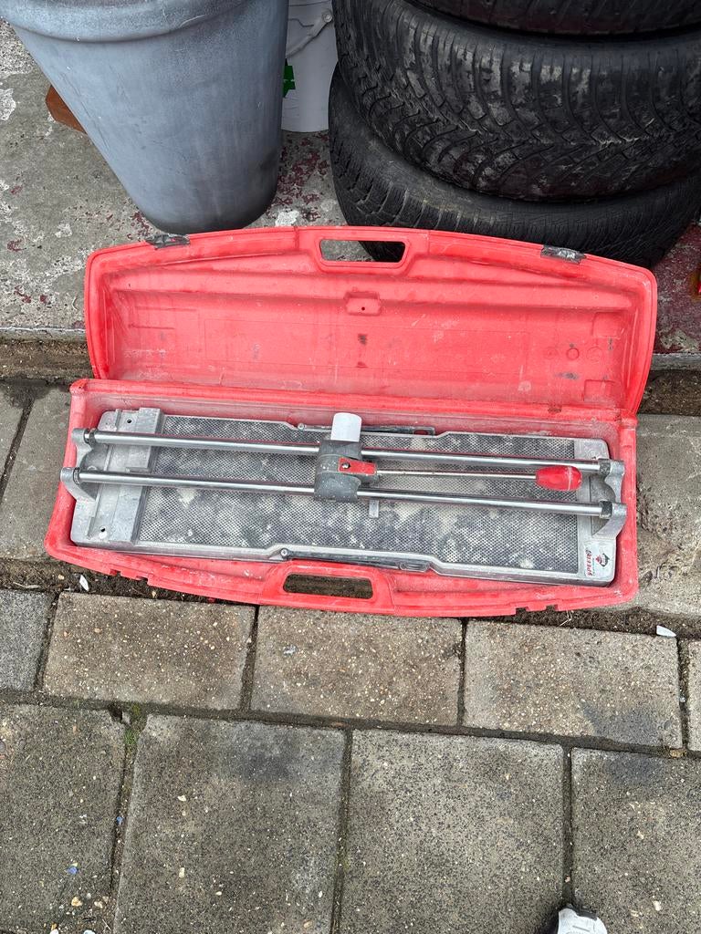 Rubi Tegelsnijder - Gebruikt, Gebruikt, C, Haakse handslijpmachine, Ophalen of Verzenden