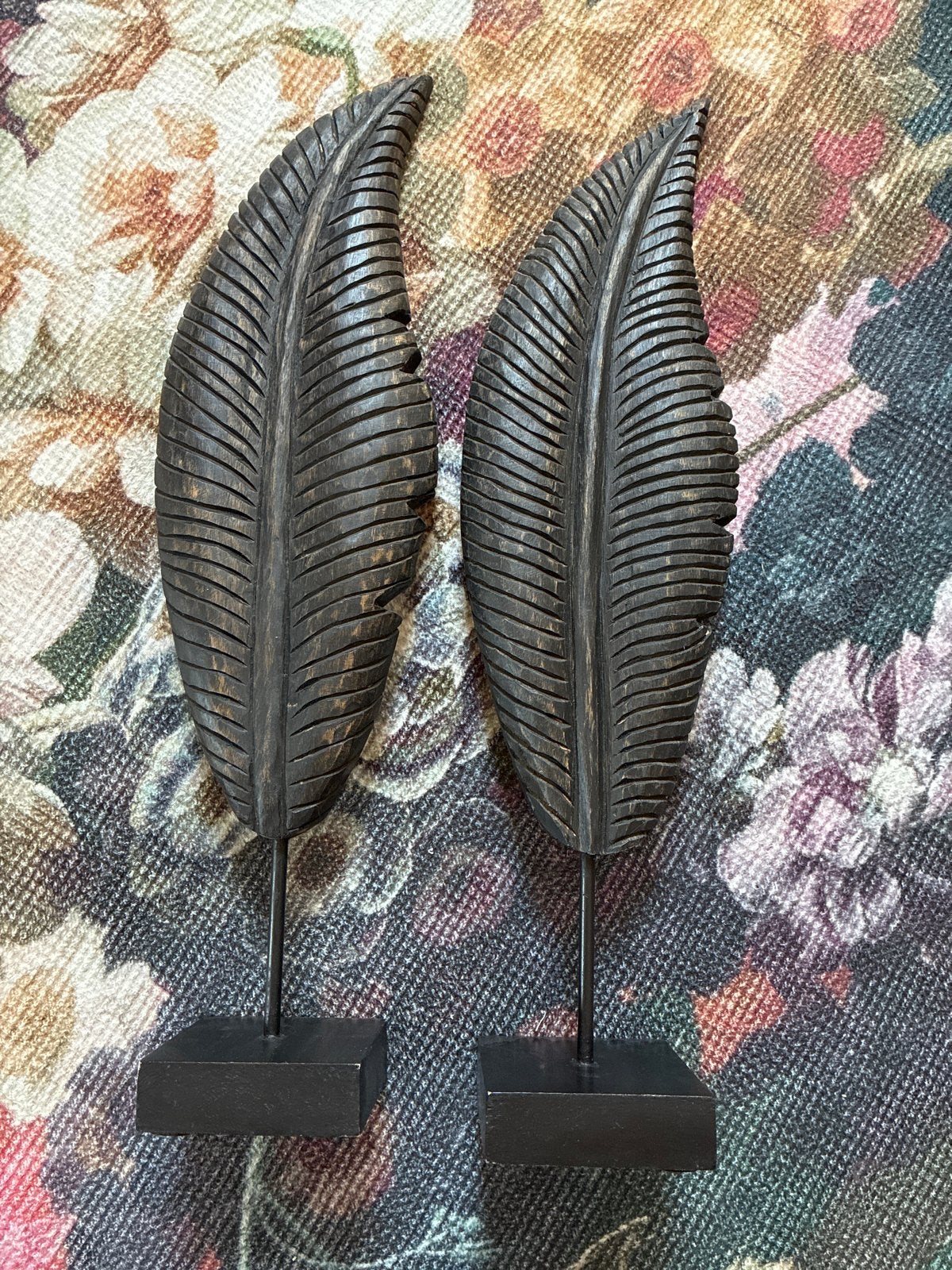 Decoratieve veren op voet - Houten ornamenten, Ophalen, Hout, Zwart, Landelijk