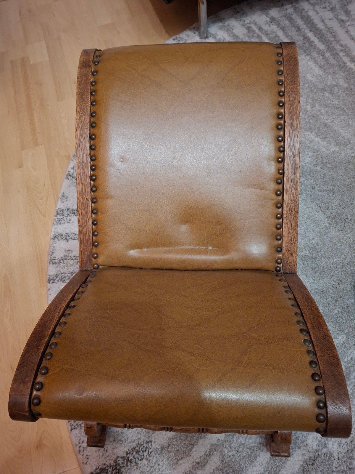 Vintage voetenbankje met nieuwe bekleding, Ophalen