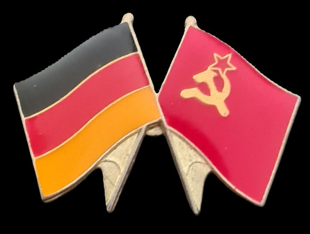 Duitsland-Sovjet Unie vlaggen pin, Verzenden, Nieuw, Stad of Land, Speldje of Pin