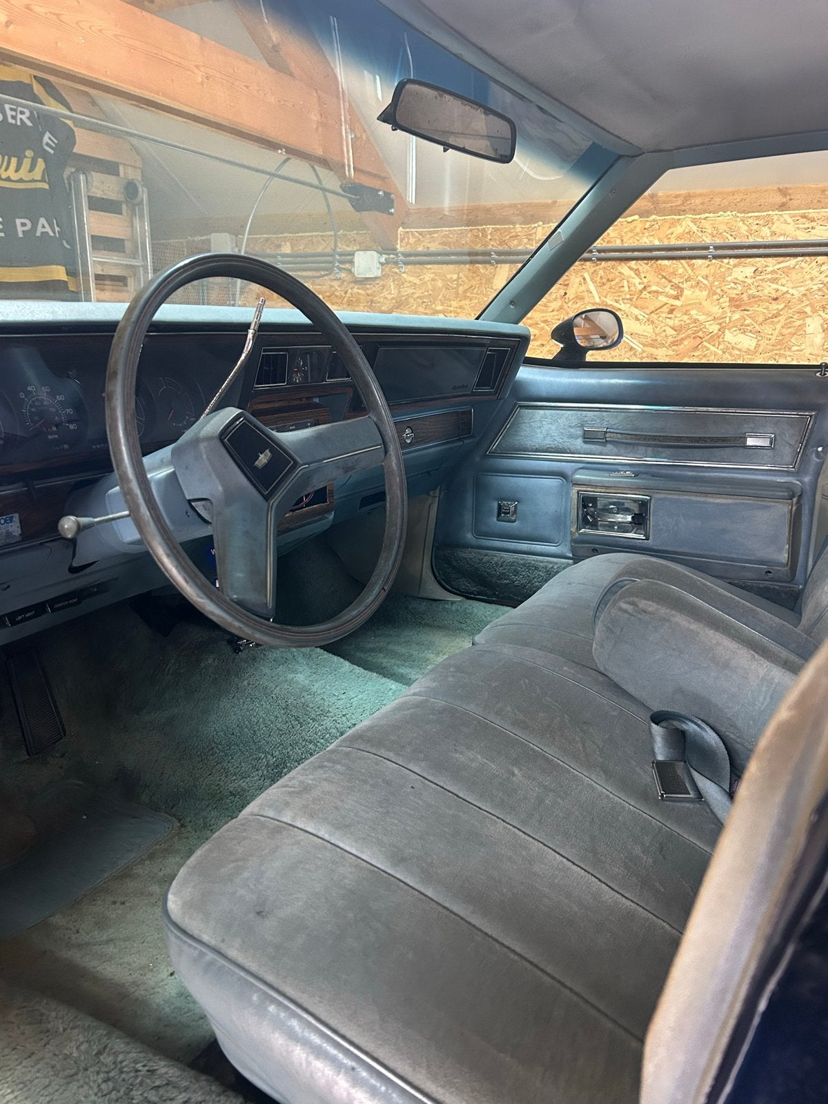 Chevrolet caprice 1979, Automaat, Achterwielaandrijving, Blauw, 1760 kg
