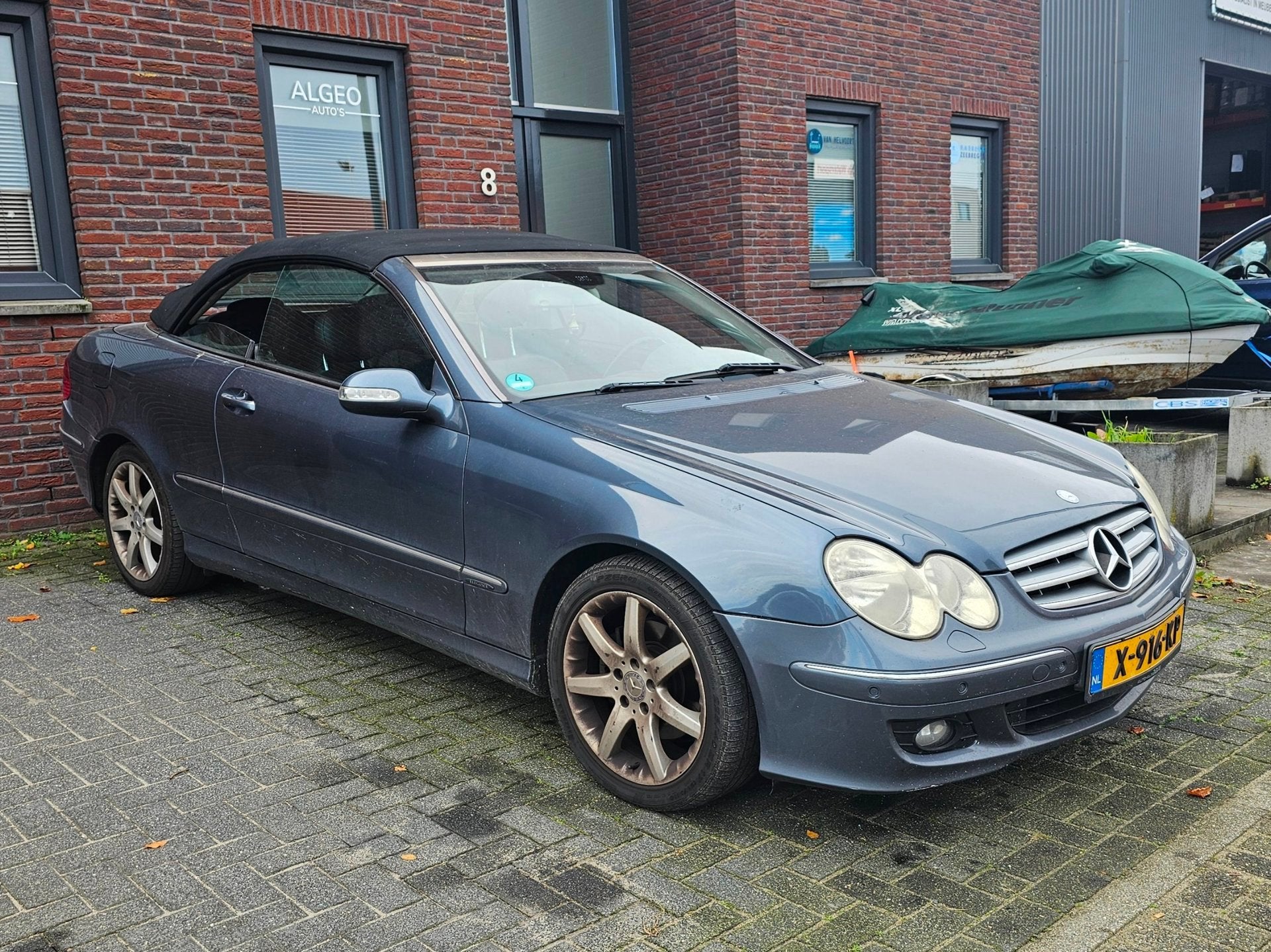 Mercedes-Benz CLK-klasse Cabrio 280 Elegance / LPG / Export, Auto's, Achterwielaandrijving, Gebruikt, Cabriolet, Bedrijf