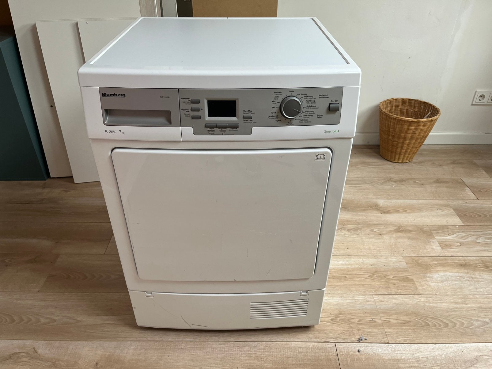 Blomberg condens droger TKF 7459 A, Ophalen, 6 tot 8 kg, Gebruikt, Voorlader