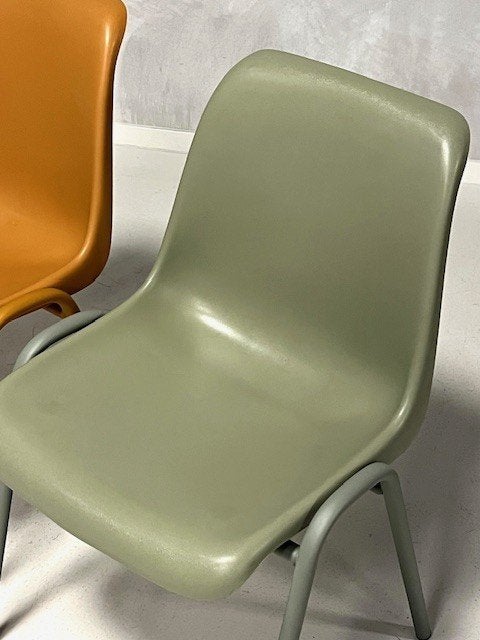 Retro kuipstoelen nieuw keukenstoel roze taupe oker prijs ps, Huis en Inrichting, Stoelen, Overige kleuren, ., Nieuw, Ophalen of Verzenden