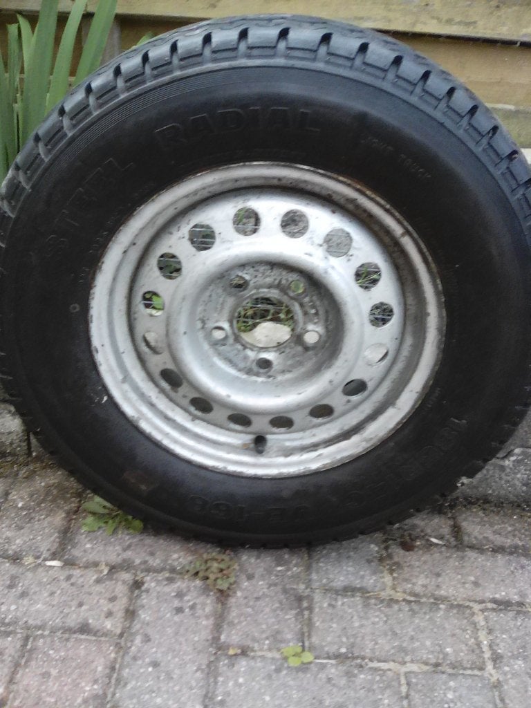 aanhangwagen stalen velg + band  5x112, Ophalen, Gebruikt
