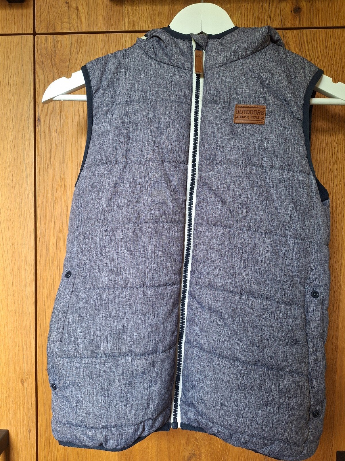 Bodywarmer, Kinderen en Baby's, Kinderkleding | Maat 134, Gebruikt, Ophalen of Verzenden, Yigga, Jongen