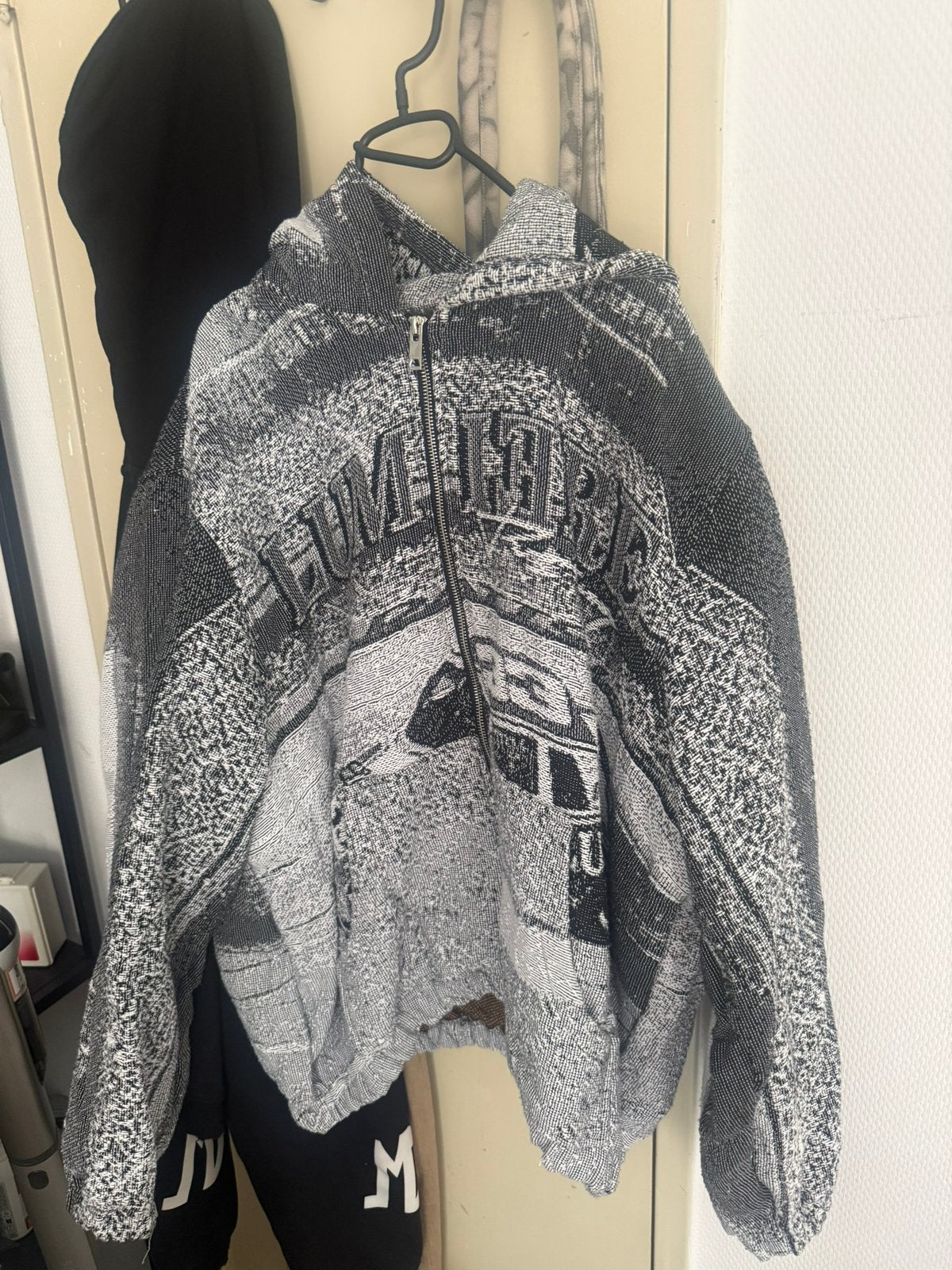 Lumi3re vest, Ophalen, Tweedehands