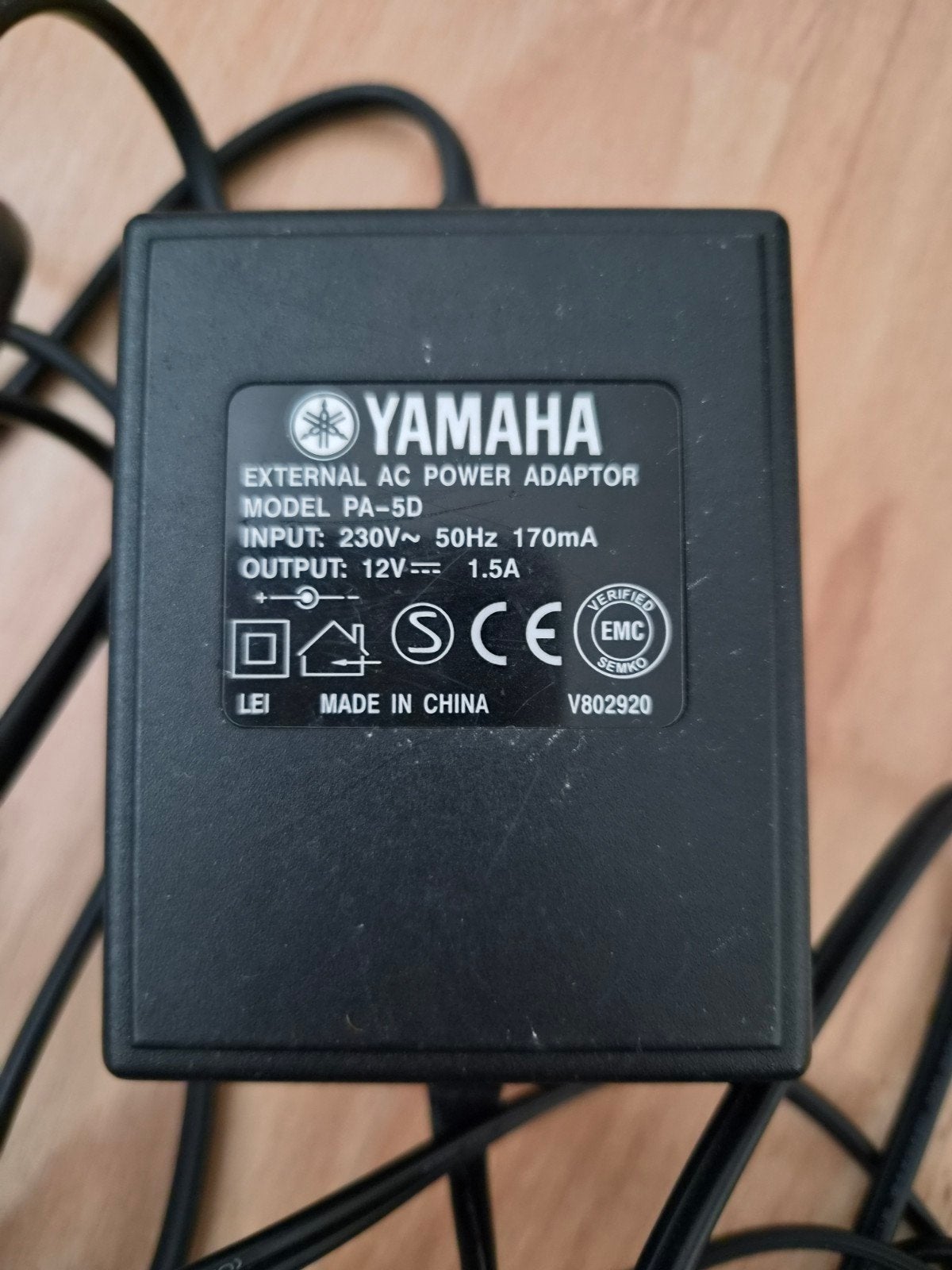 Originele Yamaha PA-5D adapter, Muziek en Instrumenten, Ophalen of Verzenden, Gebruikt, Yamaha