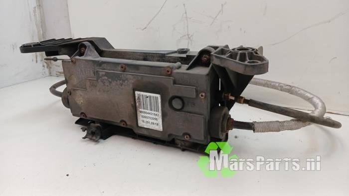 Handrem Mechaniek van een Renault Grand Scenic, Gebruikt, -, Renault, -