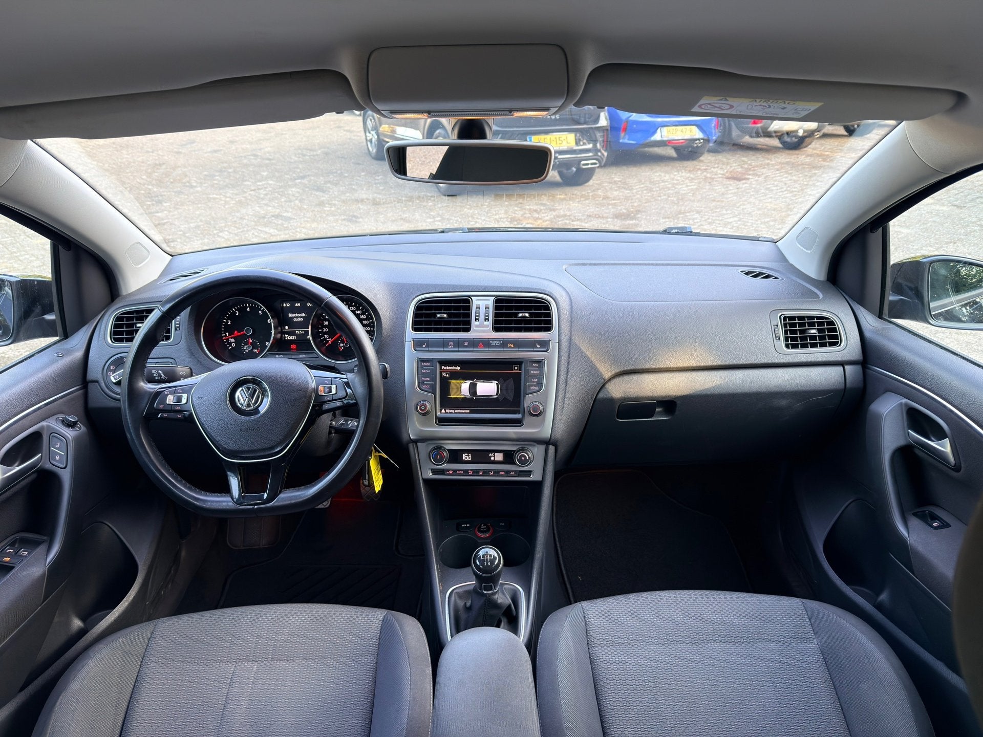 Volkswagen Polo 1.2 TSI Highline Stoelverwarming, Cruise Con, Auto's, Stof, 4 cilinders, Zwart, Bedrijf