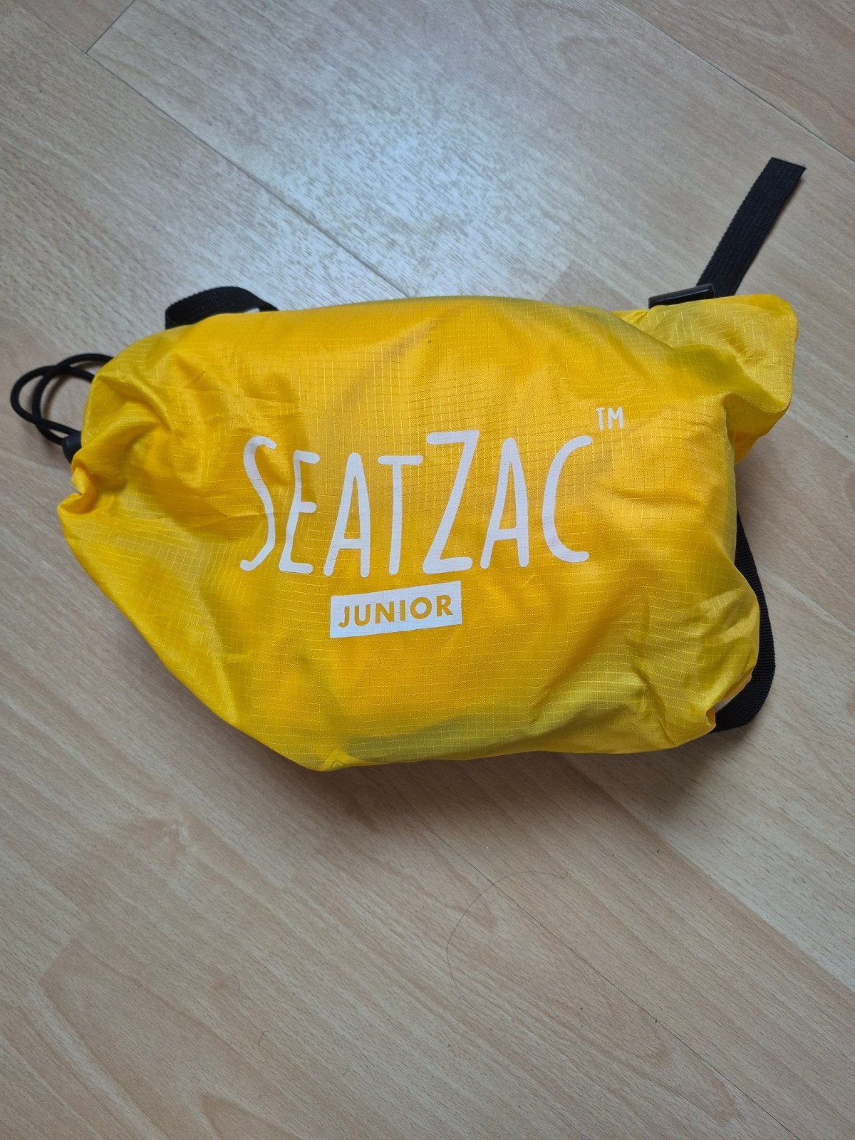 SEATZAC Junior opblaasbare zitzak - Geel, Caravans en Kamperen, Kampeeraccessoires, Ophalen of Verzenden, Zo goed als nieuw