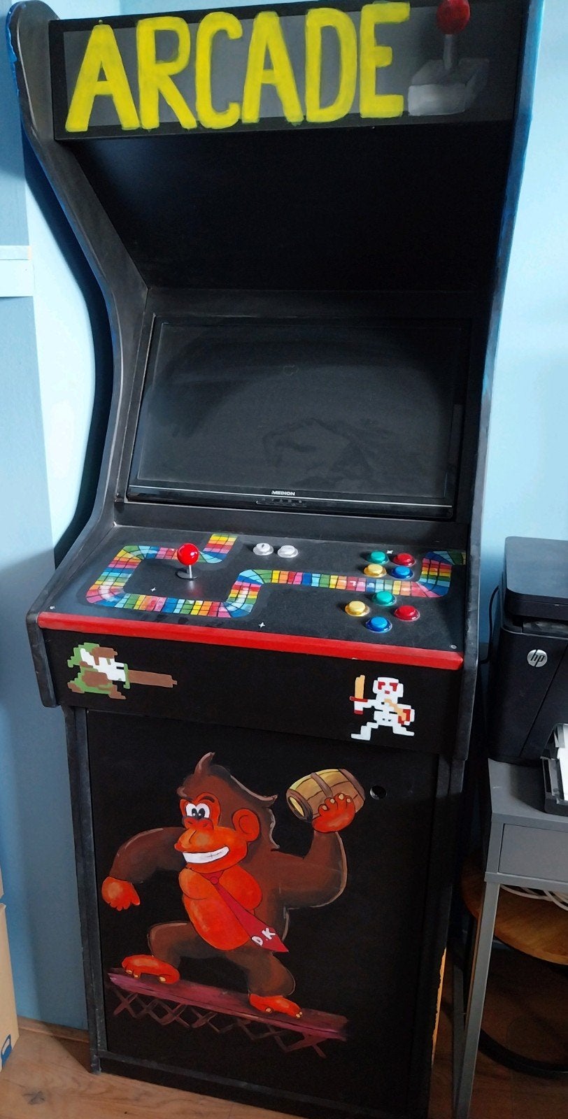 Handgemaakte arcade kast met bijpassende kruk, 1 speler, Ophalen, Zo goed als nieuw, Vanaf 3 jaar