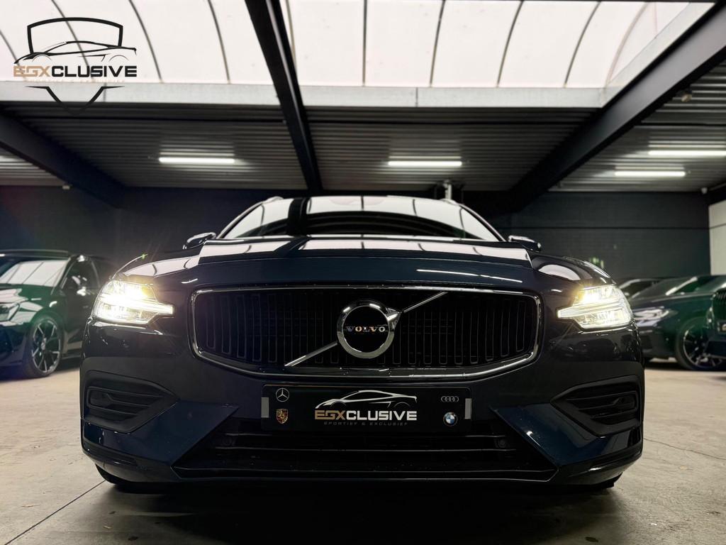Volvo V60 2.0 B4 Momentum Business | Leder | Adaptive CC |Ca, 4 cilinders, 1969 cc, 93 €/maand, 197 pk