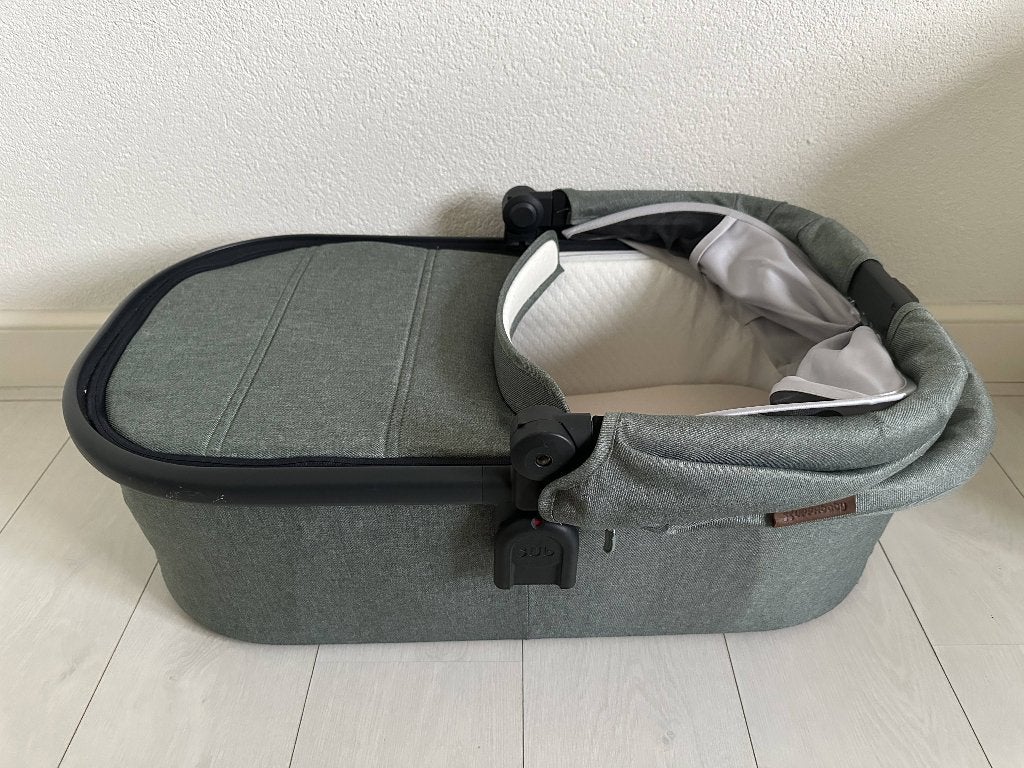Uppababy Vista V2 Reiswieg Groen + Reistas + Regencover, Zo goed als nieuw, Met reiswieg, Ophalen, Kinderwagen