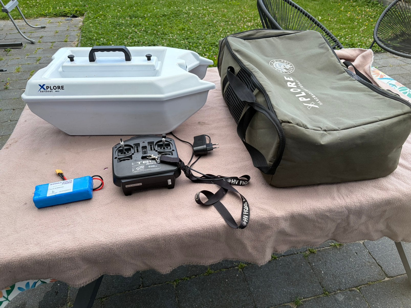 Berns explore mk2 baitboot / voerboot, Watersport en Boten, Hengelsport | Karpervissen, Ophalen of Verzenden, Gebruikt, Overige typen