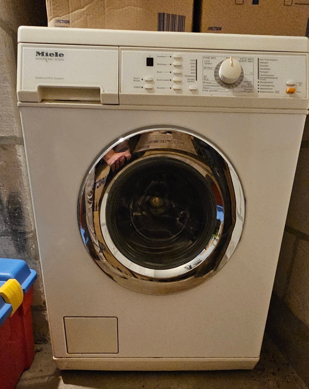 Miele Novotronic W335 Wasmachine - Goede staat, 1200 tot 1600 toeren, Gebruikt, 8 tot 10 kg, Handwasprogramma