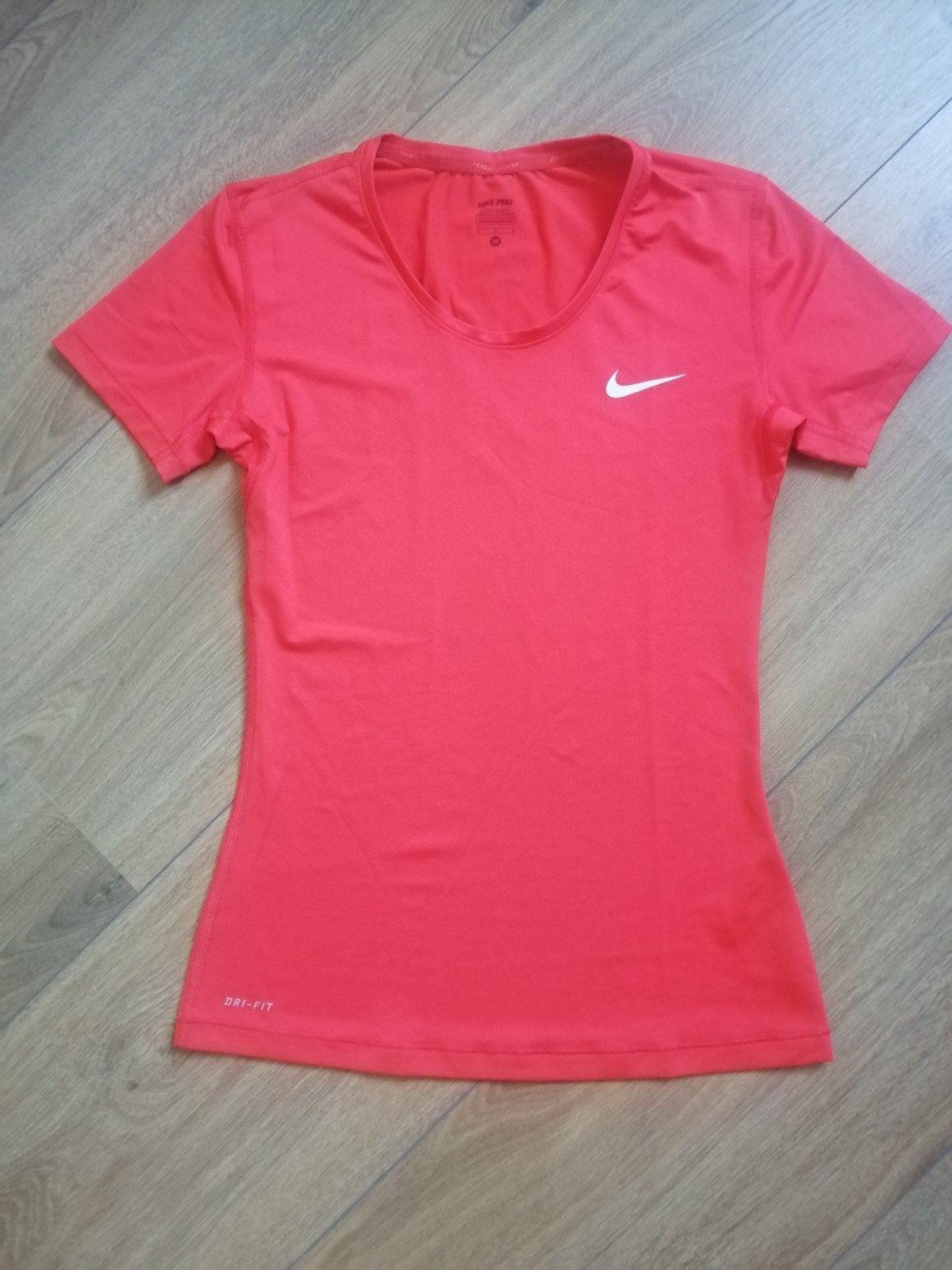 Dames Nike Pro Dri-FIT sport shirt maat M rood, Maat 38/40 (M), Nike, Ophalen of Verzenden, Rood