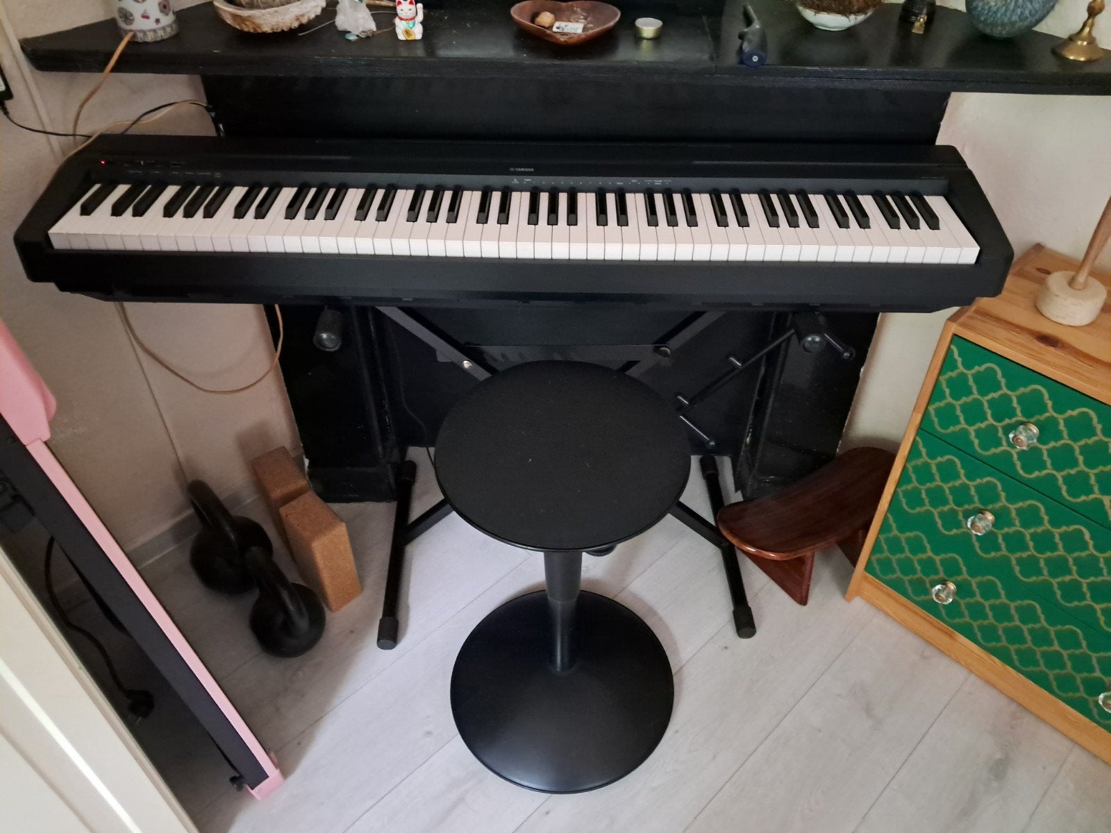 Yamaha Digital Piano P-45 met standaard en kruk, Muziek en Instrumenten, Piano's, Ophalen, Gebruikt, Zwart, Digitaal