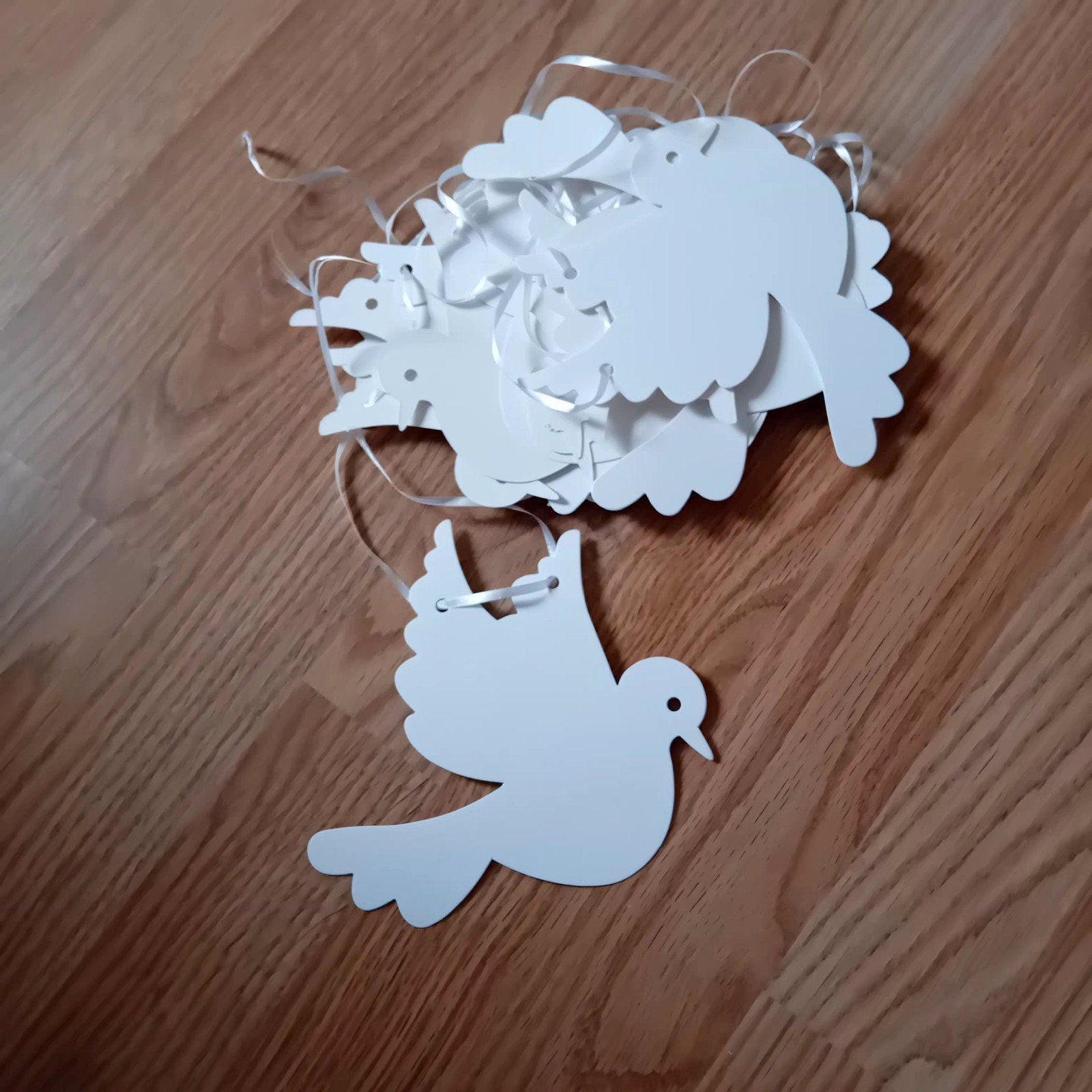 Witte Duiven Slinger - Feestelijke Decoratie, Ophalen of Verzenden, Zo goed als nieuw, Versiering, Geboorte of Huwelijk