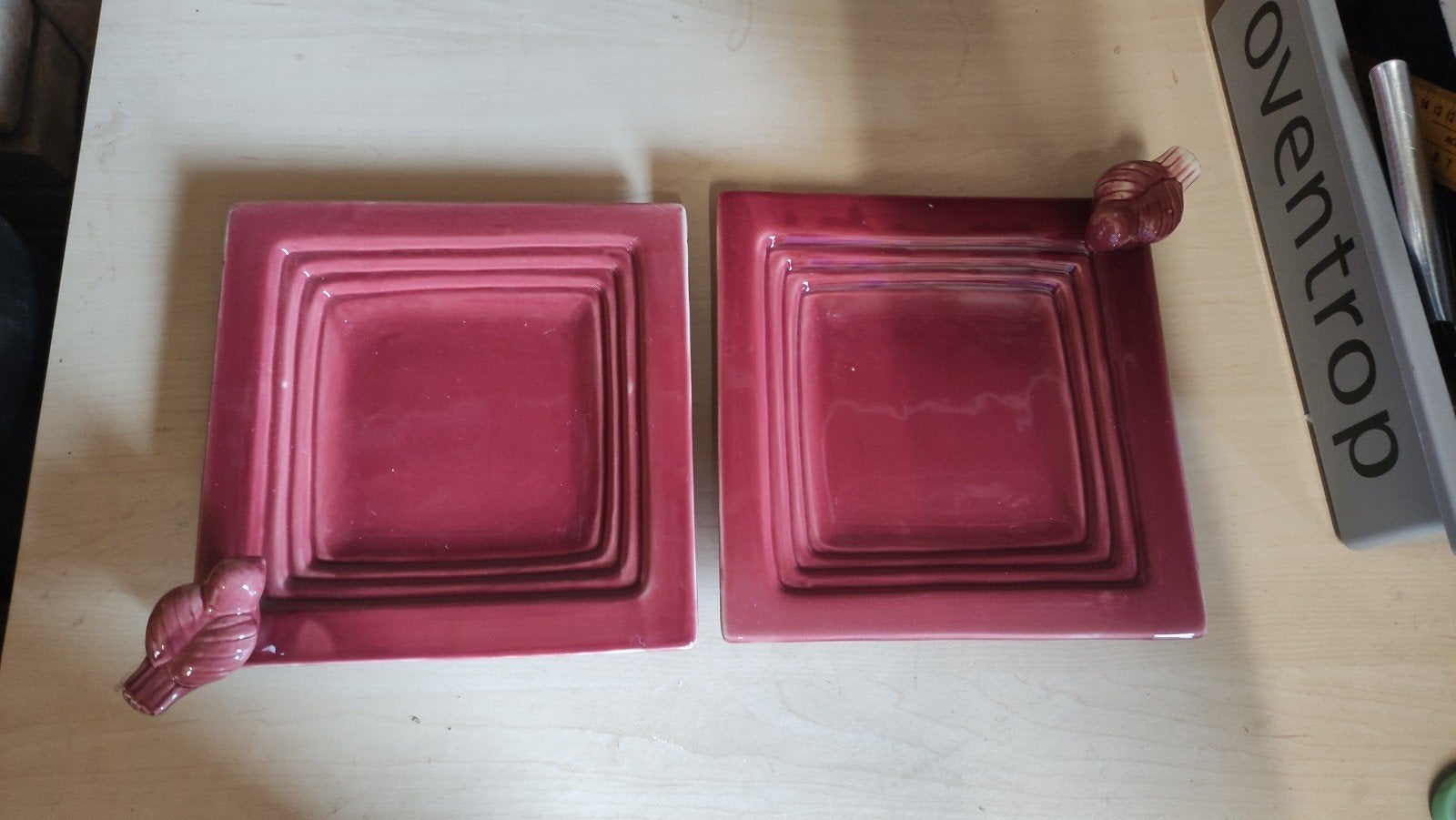 Vogelvoer en waterbak set van 2 stuks nieuw rood, Tuin en Terras, Ophalen of Verzenden