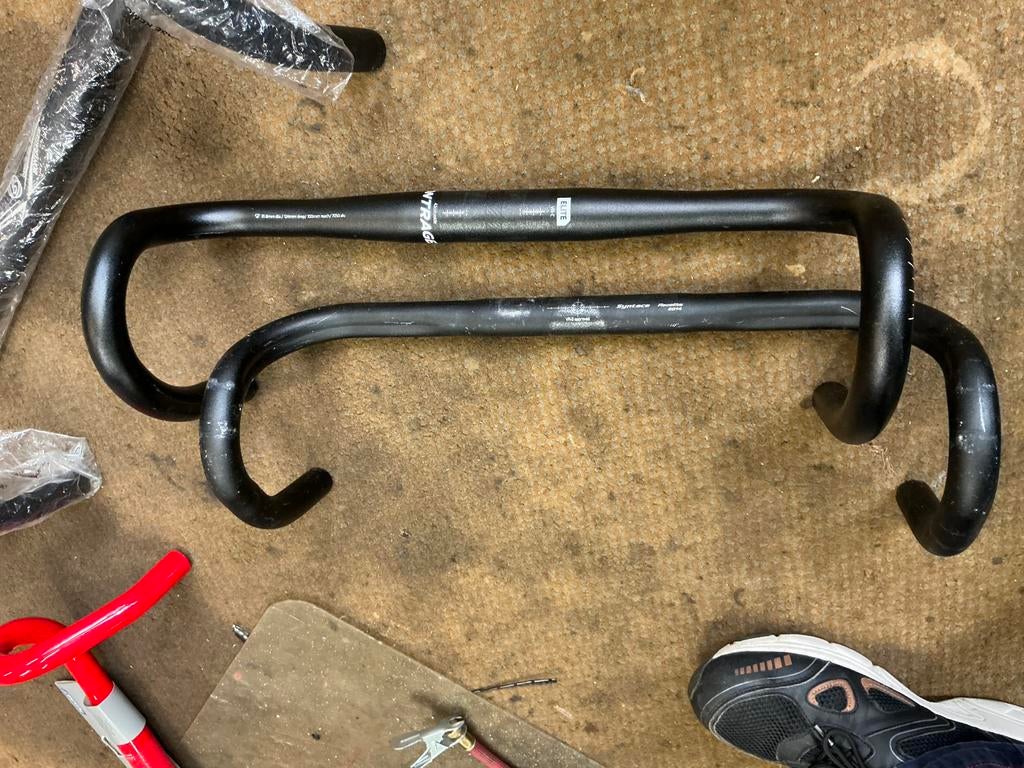 Diverse fietssturen en accessoires, Fietsen en Brommers, Fietsonderdelen, Aluminium, Ophalen of Verzenden