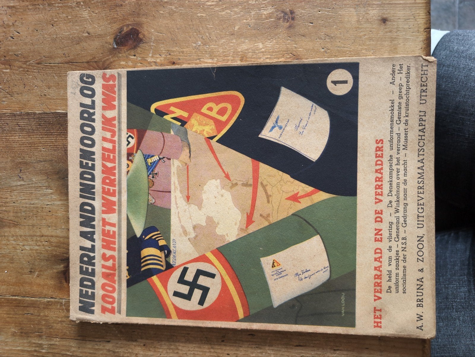 Nederland in den Oorlog: Verraad en de Verraders, Boeken, Oorlog en Militair, Ophalen of Verzenden, Gelezen