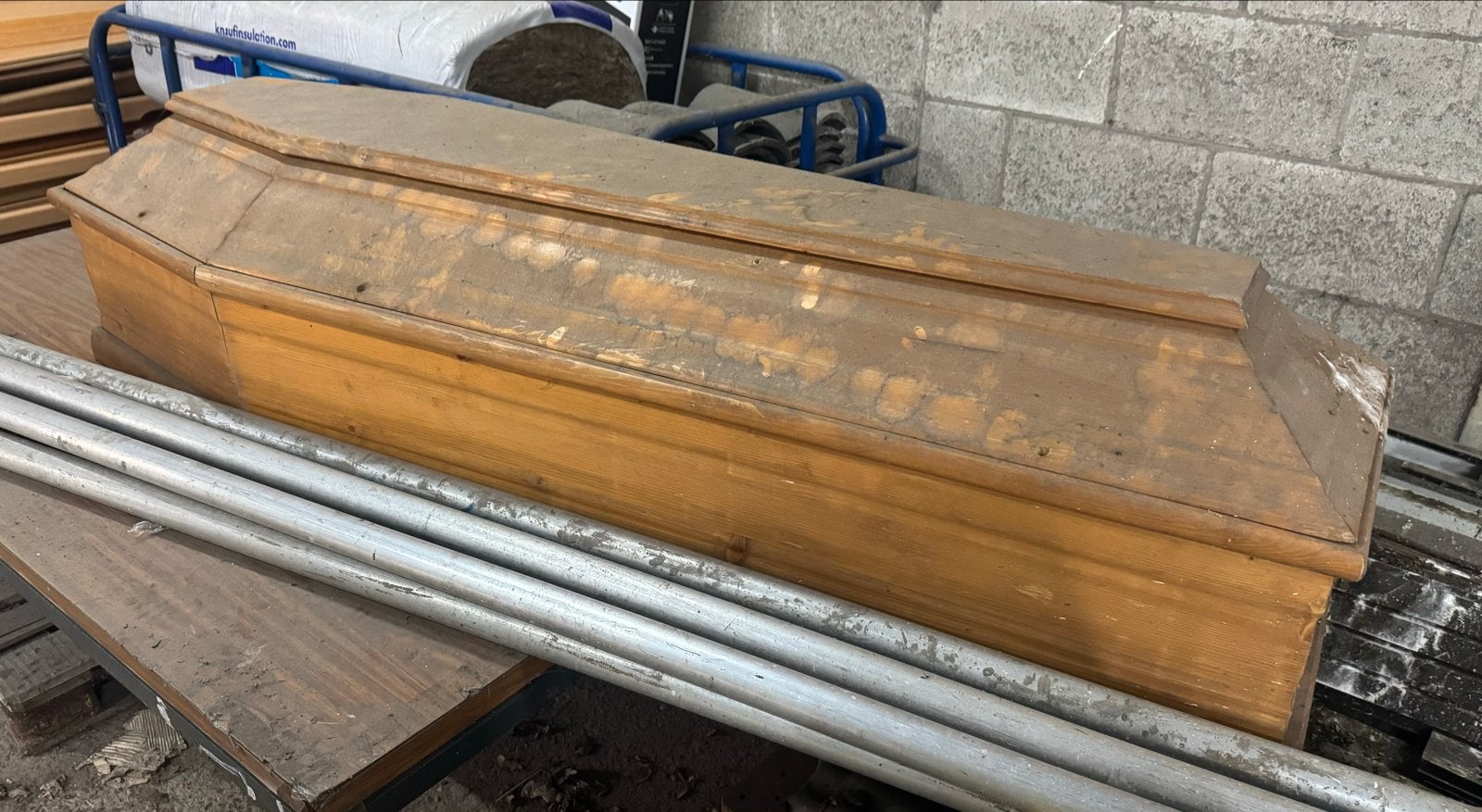 Houten kist met deksel - 205x70x50 cm (doodskist), Huis en Inrichting, 50 – 75, Gebruikt, 200 cm of meer, Ophalen of Verzenden