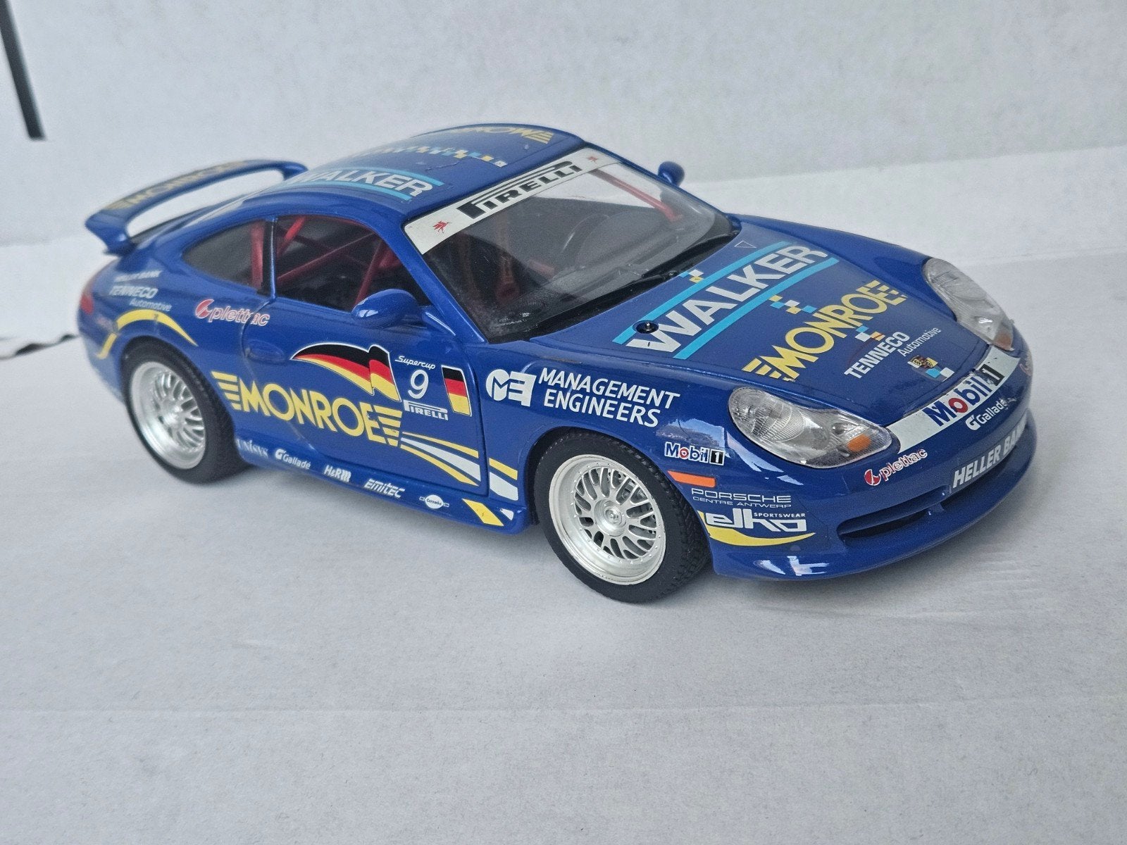 Porsche 911 GT3 Cup 1:18 Bburago #9 Walker Monroe, Ophalen of Verzenden, Zo goed als nieuw, Auto, Bburago