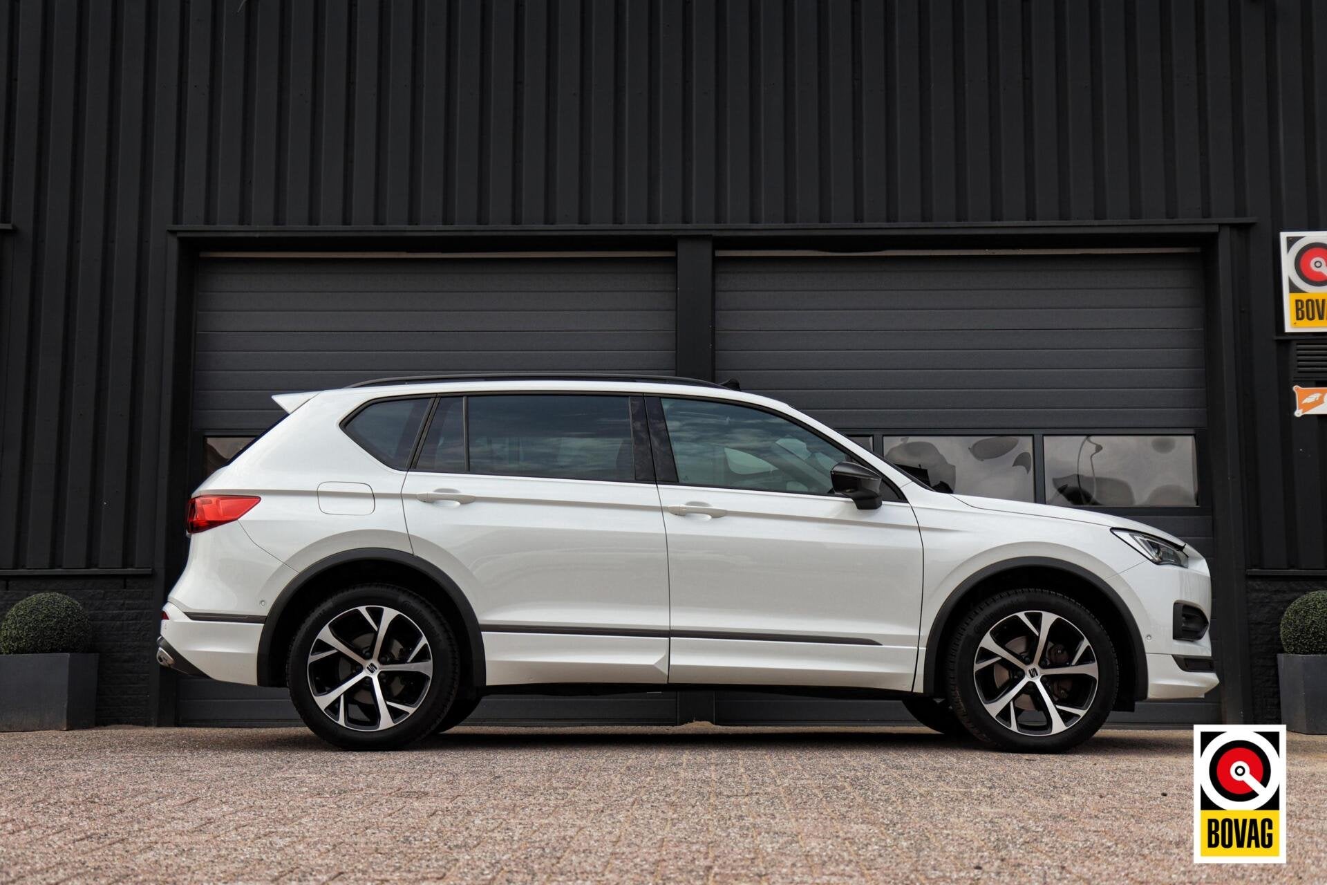 Seat Tarraco 1.5 TSI FR 7P |LED|BEATS|PANODAK|360 CAMERA|KEY, Auto's, Seat, 4 cilinders, 7 stoelen, Wit, 14 km/l