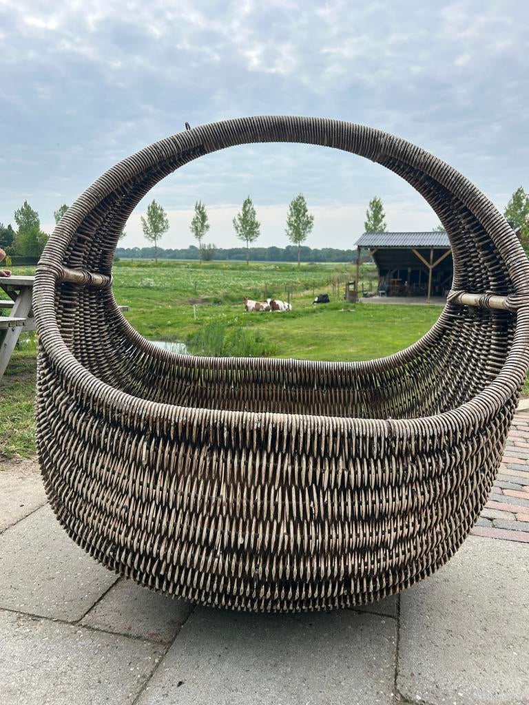 Rotan wieg Celine in unieke kleur, Ophalen