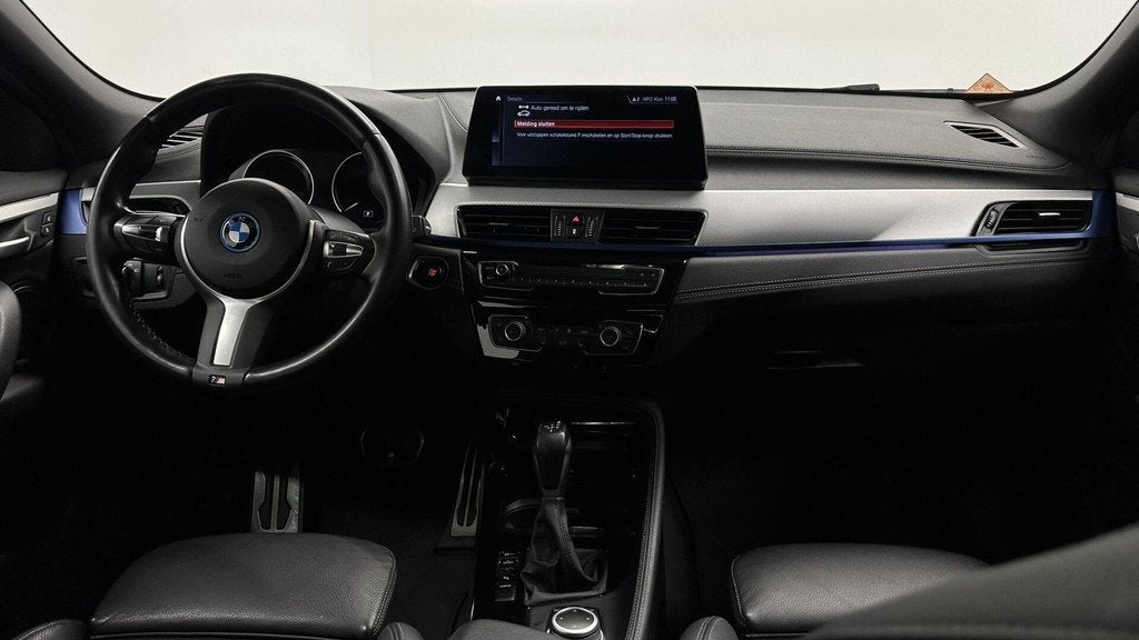 BMW X2 xDrive25e High Executive M-Sport|SOH 92%|LEER HEAD-UP, Auto's, BMW, Automaat, Gebruikt, Met garantie (alle), Zwart