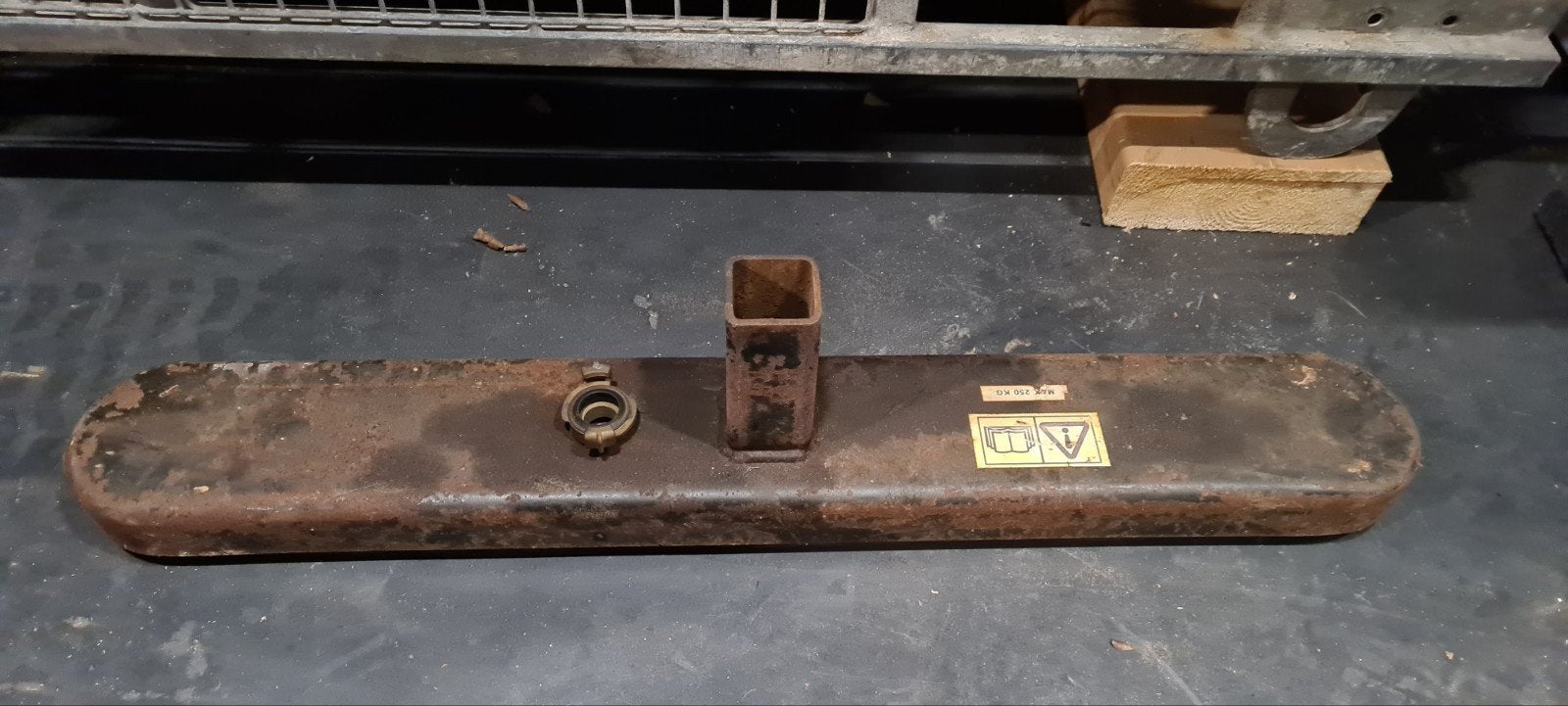 Vacuüm Trottoirband Tiller met 250kg Hefvermogen, Ophalen