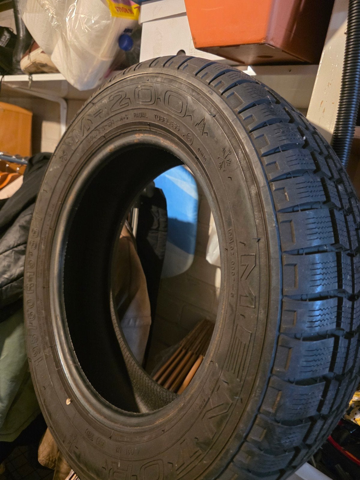 te koop winterbanden, Ophalen of Verzenden, Zo goed als nieuw