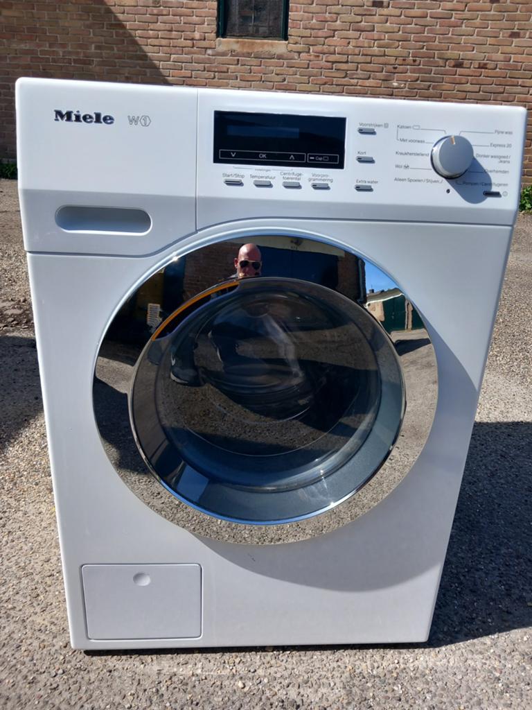 Wasmachine Miele, Witgoed en Apparatuur, Wasmachines, Ophalen, 1200 tot 1600 toeren, 8 tot 10 kg, Zo goed als nieuw