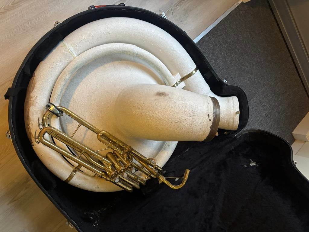 Sousafoon, Muziek en Instrumenten, Blaasinstrumenten | Tuba's, Ophalen, Gebruikt, Bes-tuba