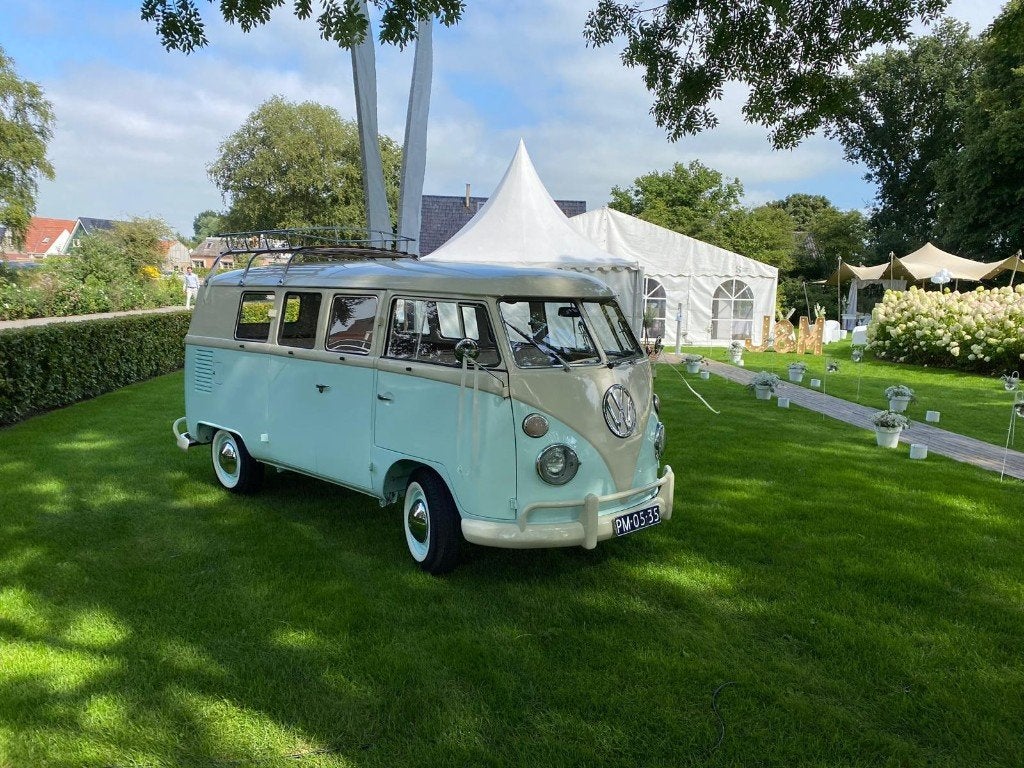 VW T1 bus bj 1965 geheel gerestaureerd, Auto's, 1493 cc, 64 pk, Wit, Particulier
