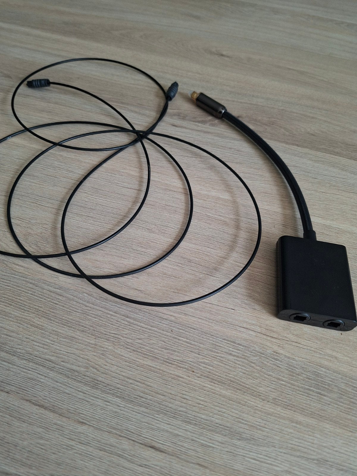 Optische kabel met adapter dubb aansluiting, Audio, Tv en Foto, Audiokabels en Televisiekabels, Ophalen of Verzenden, Zo goed als nieuw
