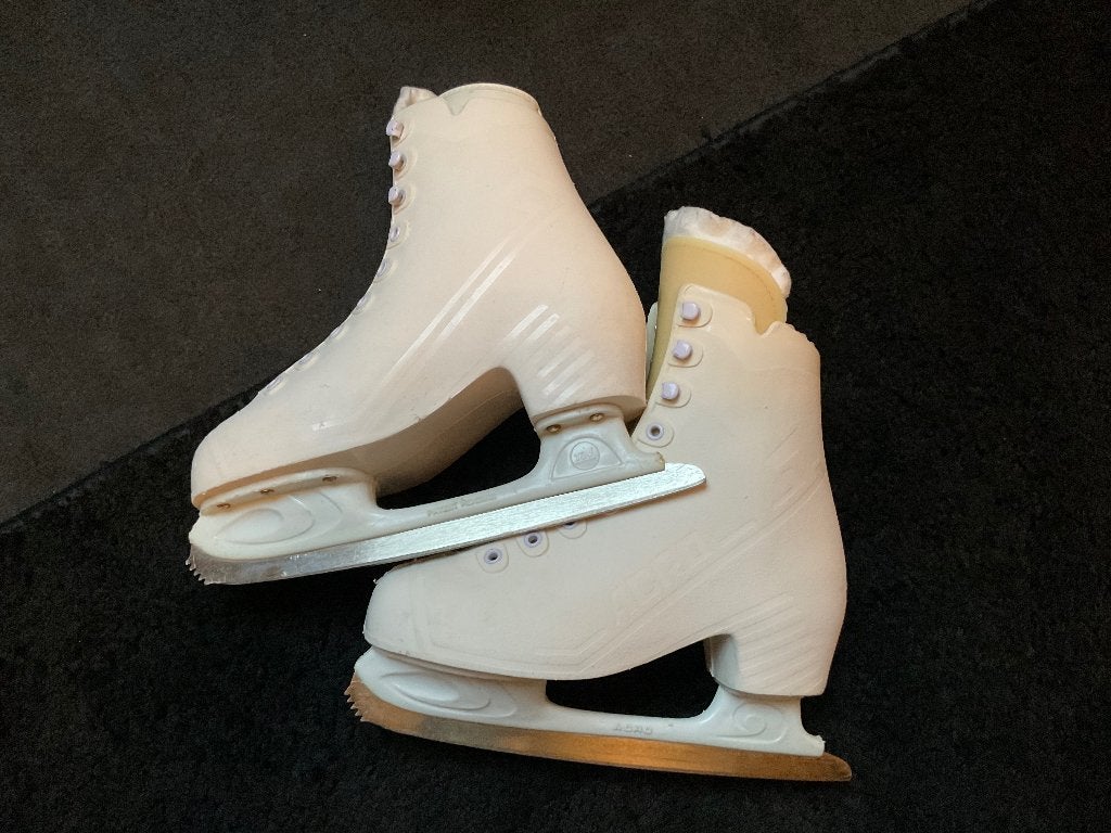 Mooie witte ACRO schaatsen maat 34, Zo goed als nieuw, Kunstschaatsen, Ophalen, Overige merken