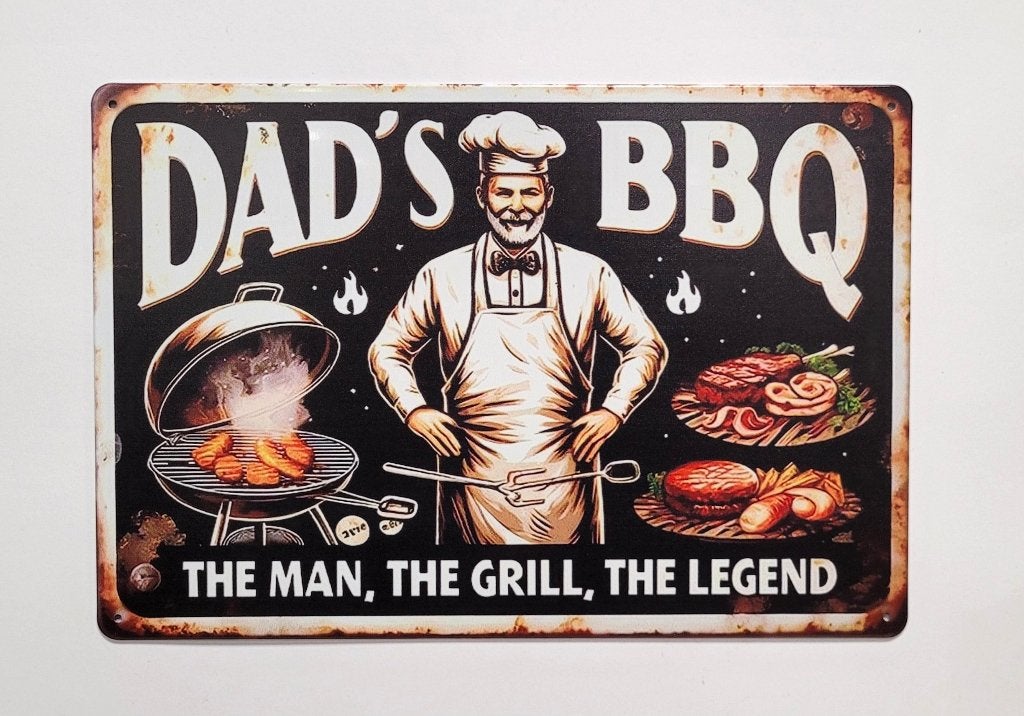 Dad's BBQ The Legend reclamebord van metaal wandbord deco, Info@deconoord.nl, Deco Noord, Nieuw, Ophalen of Verzenden