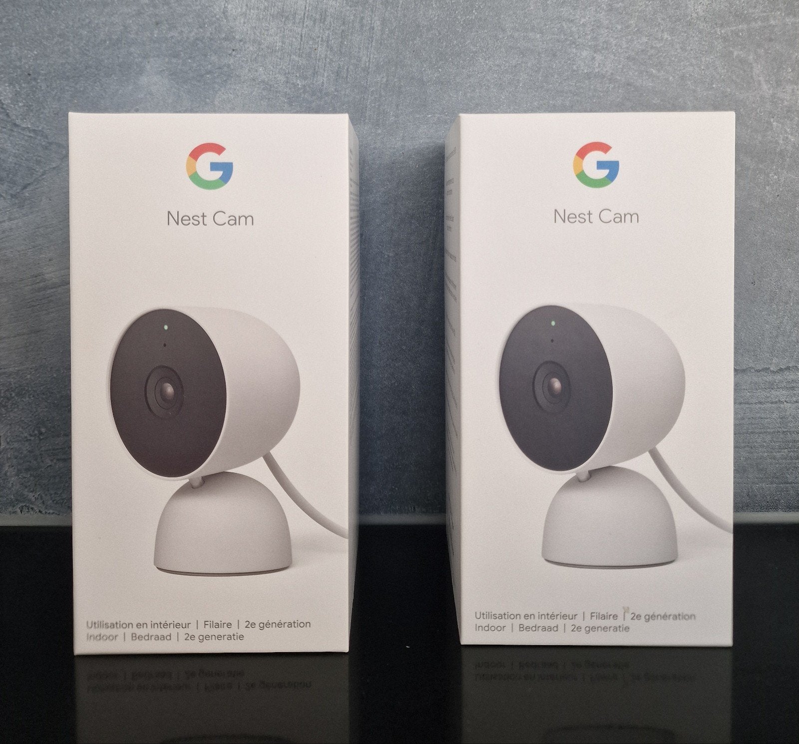 2x Google Nest Cam Indoor (2e generatie), Ophalen of Verzenden, Zo goed als nieuw, Binnencamera