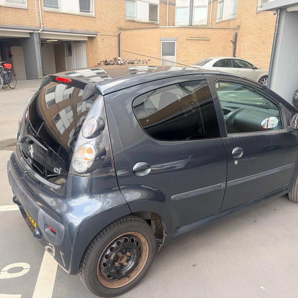 Citroën C1 | 1.0i | 68PK | 5D | 2014 | Grijs | 75.000 KM, Voorwielaandrijving, Stof, 4 stoelen, C1