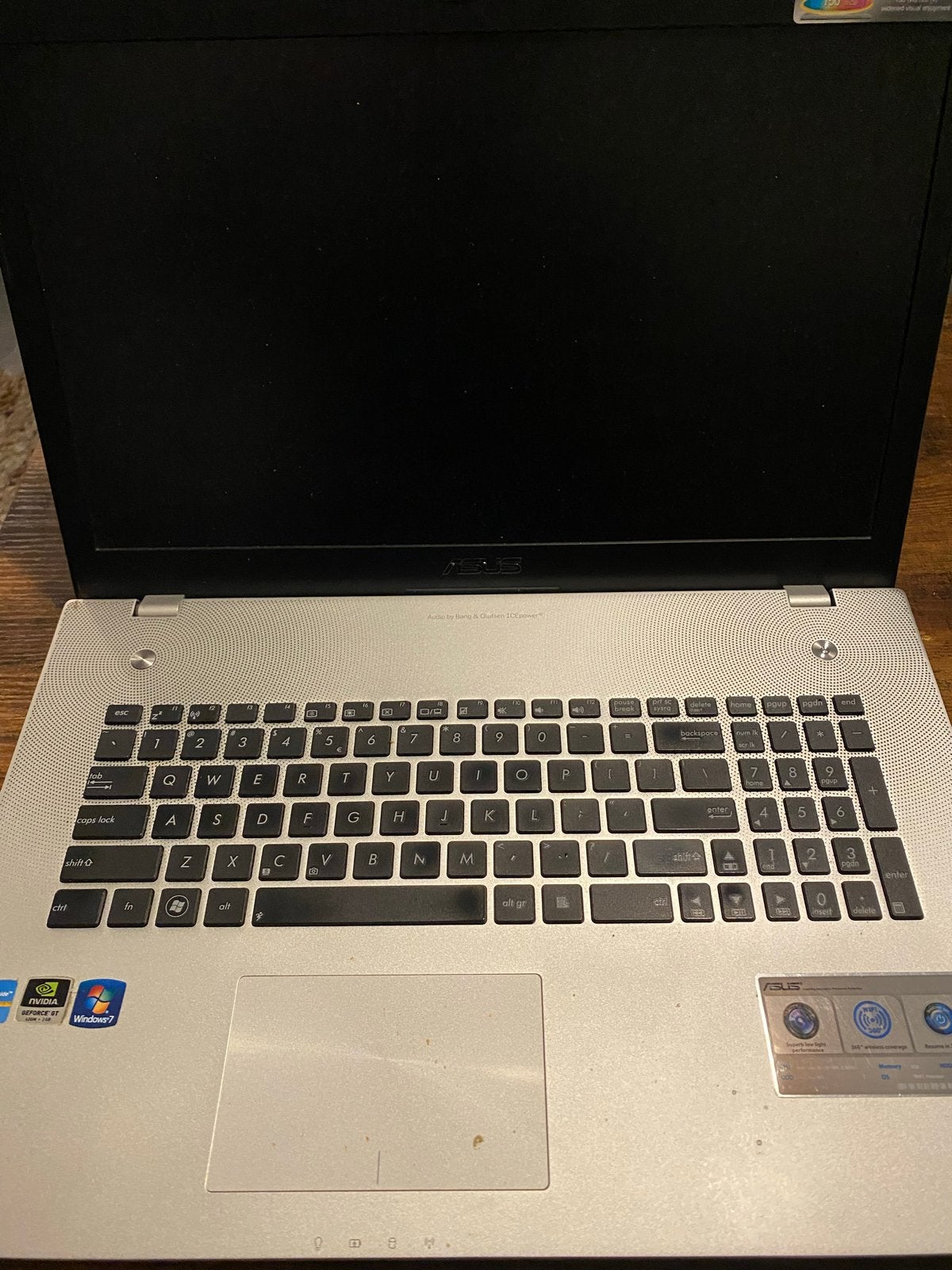 ASUS N76VM 17,3” laptop defect + originele oplader, Ophalen, Gebruikt, Met videokaart, Qwerty