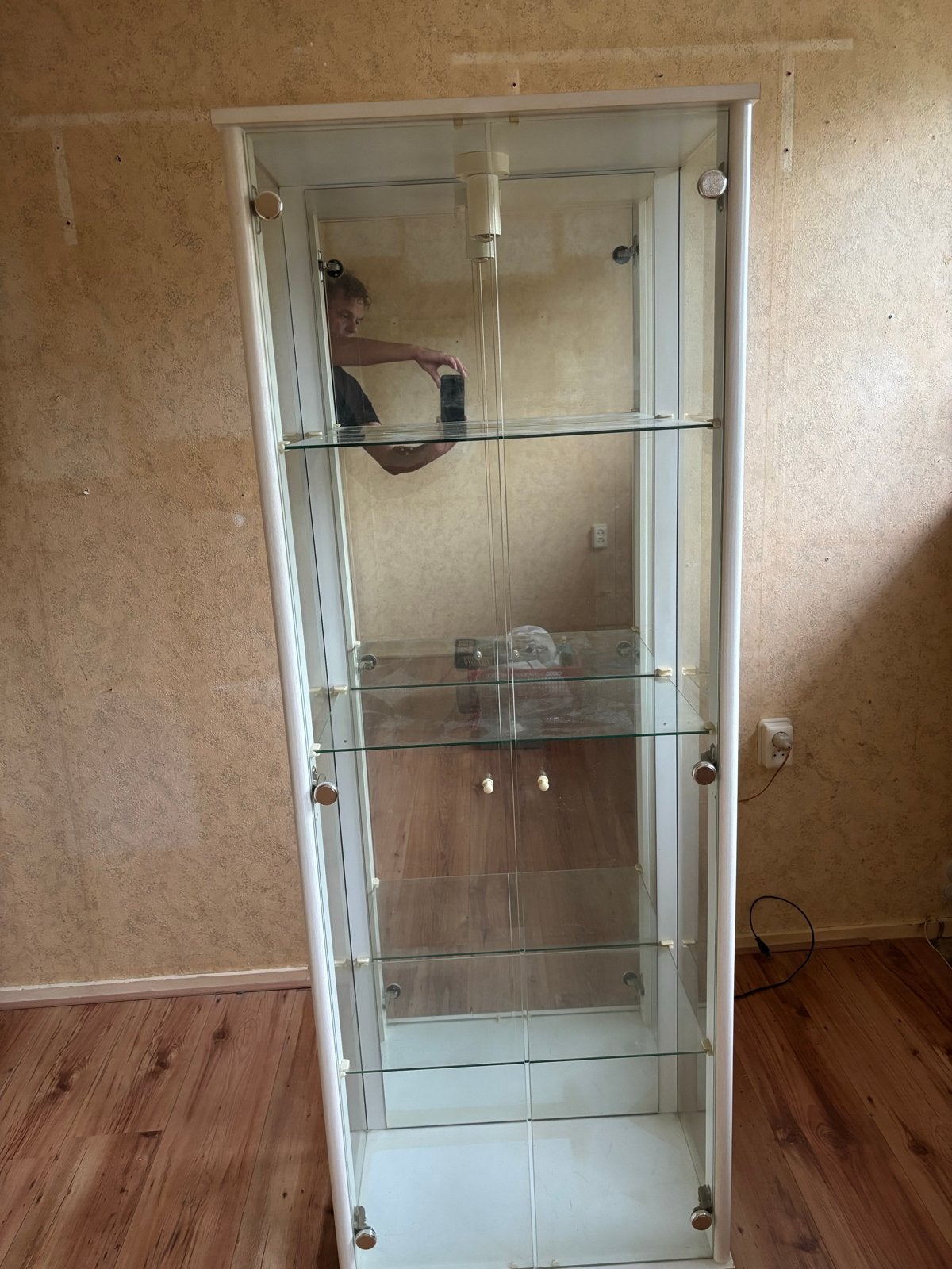 Glazen vitrinekast met verlichting, Ophalen, Gebruikt, 50 tot 100 cm, Glas