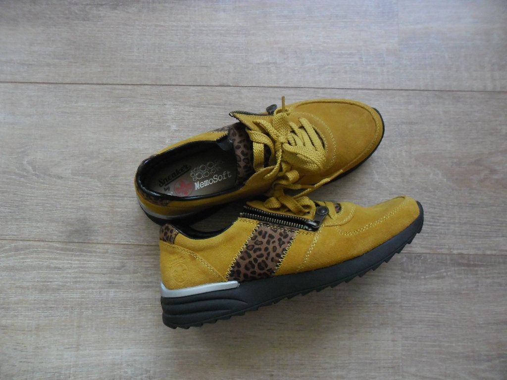 Nieuwe Rieker dames schoenen. maat 40, Overige kleuren, Nieuw, Ophalen of Verzenden, Sneakers of Gympen