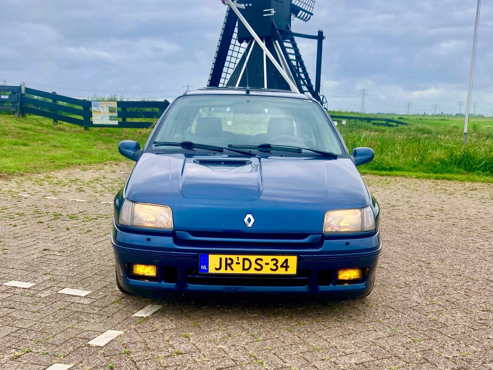 Renault Clio 2.0 16V 1994 leder 150PK “Williams”, Voorwielaandrijving, Overige carrosserieën, Leder, Bruin